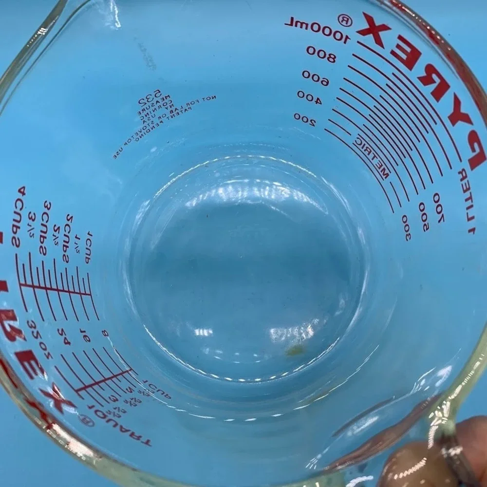 Vintage Glass PYREX CORNING 1 Quart, 4 Cup Measuring Cup RED PRINT‎ #532